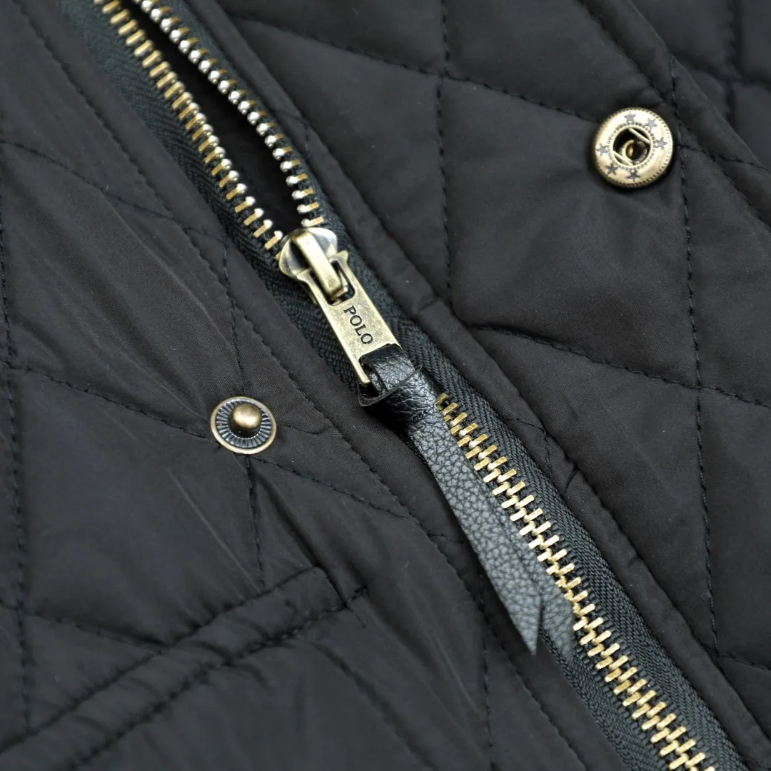 🅿️400 Ralph Lauren New Logo Logo Diamond Plaid Old Money Style Jacket Casual Couple Style Small Cotton Clothes 1️⃣Selected high-quality high-elastic cotton, internal and external integrated quilting technology with moderate thickness, encrypted high-quality quilting threads to integrate the fabrics into one! 2️⃣The workmanship details are perfectly controlled, the sleeves and shoulders are exquisitely embroidered with patches and small labels, the corduroy color-blocked lapels, and the multi-pocket design show off the details and highlight your personality! The version is simple but not simple! 3️⃣It is very youthful and energetic, and can be easily worn by both men and women. It is very in line with the fashion aesthetic concepts of today's young people! 4️⃣A full set of customized accessories, complete with three standards, same style for men and women, a must-have for couples! Color: black, navy blue Size: S, M, L, XL